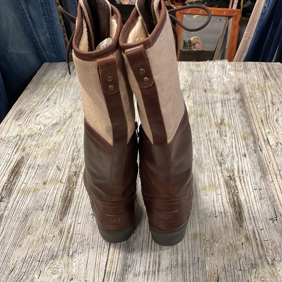 Ugg Australia wool and leather water proof knee high boots. Size 9 womens - Picture 7 of 10